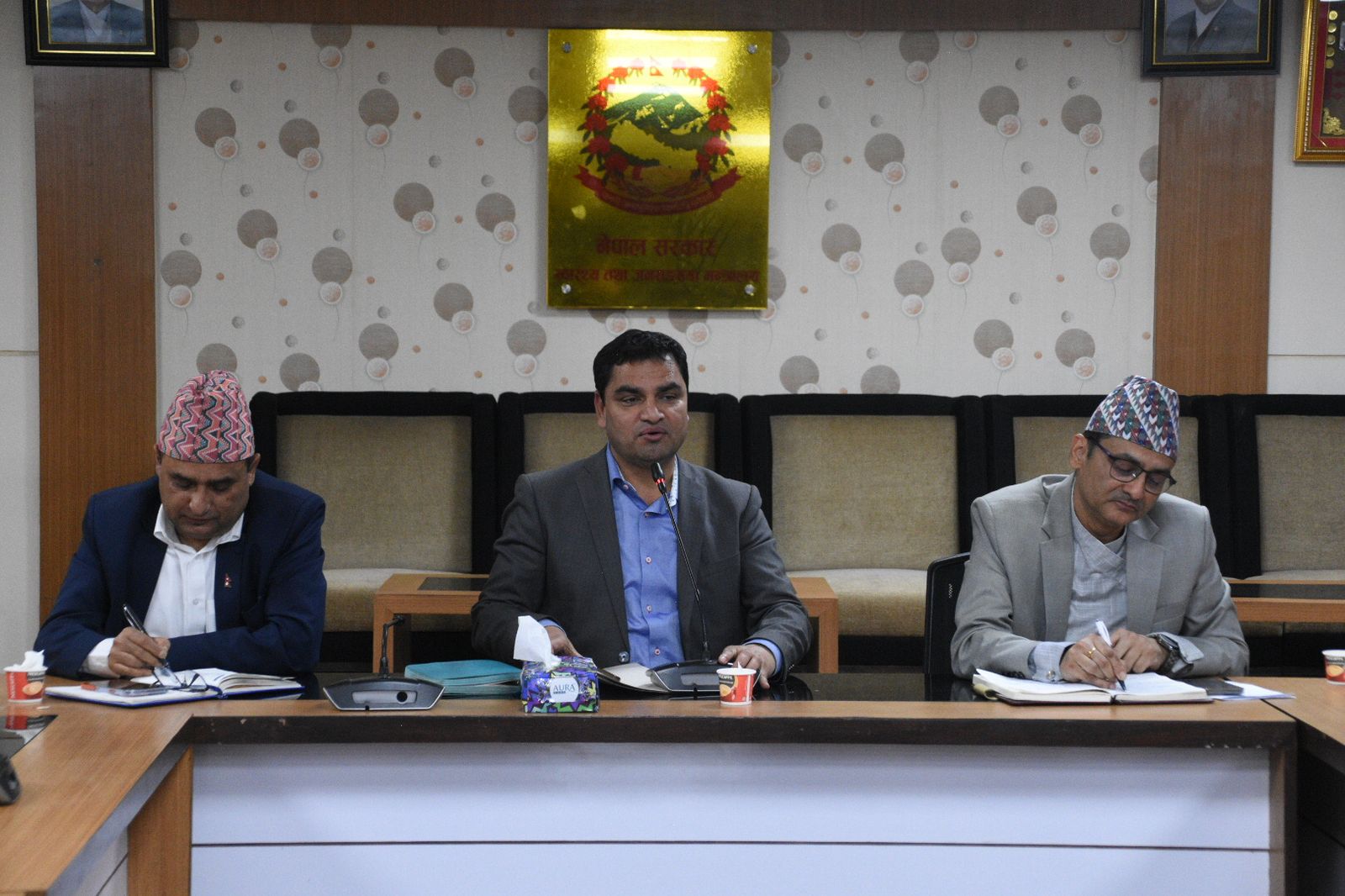 स्वास्थ्य बजेट कार्यान्वयनमा मन्त्री पौडेलको सक्रियता, अनिवार्य दायित्व सरकारले निर्वाह गर्ने